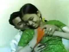 নিরাপত্তা কর্মকর্তা চোদাচুদির ভিডিও বাংলা পিছন কামরা স্বর্ণকেশী সন্দেহভাজন লাগে